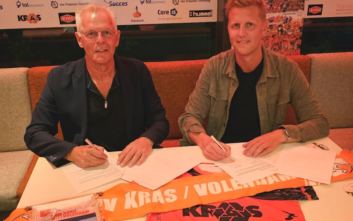 Kwakman tekent 3-jarig sponsorschap met HV KRAS/Volendam
