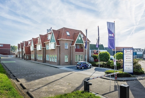 Kwakman renoveert kantoorpand HSB Bouw in Volendam